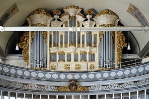 Sauer-Orgel in St. Laurentii - Foto: Wkipedia -Link zur Orgel